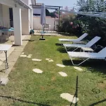 Maison 3 Ch - Plein Pied - Jardin Clos - 5'