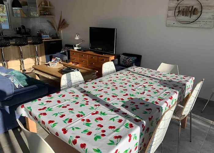 Hébergement de vacances Maison 3 Ch - Plein Pied - Jardin Clos - 5' *